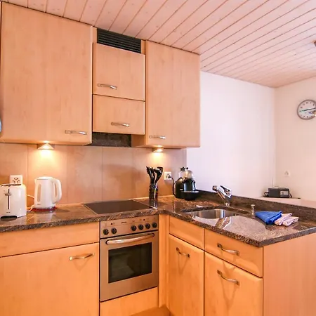 Paultina By * 阿罗萨