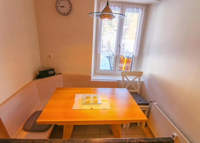 Paultina By 阿罗萨